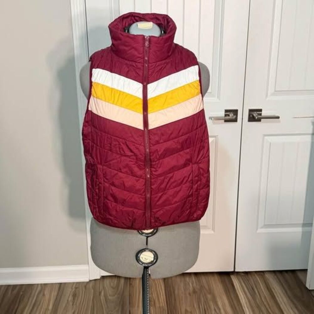 XL Arizona quilted chevron puffer vest maroon white yellow peach stripe 22” p‑p